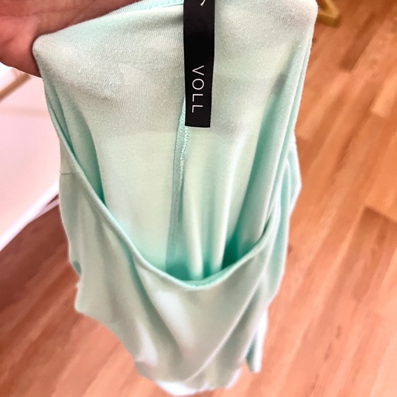 VOLL,Seafoam Tunic/Cover-Up,Fuscia S
Embroidery PLUS New Matching Wrap,Size Med - Picture 4 of 12